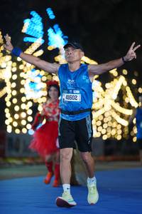 BIB: 41602
                            <button type="button" onclick="openModal(19770251)" class="btn btn-primary btn-sm float-right btn-popup" data-toggle="modal" data-target=".modal-high-quality">
                        <i class="fas fa-shopping-cart"></i> Add to Cart
                    </button>
                                            <button type="button" onclick="isThisMe(19770251, true)" class="btn btn-success btn-sm float-right btn-popup btn-isme hidden" data-toggle="tooltip" data-placement="bottom" title="นี่คือรูปของคุณใช่ไหม คลิกที่นี่เพื่อเอาเข้าอัลบั้ม">
                        <i class="fas fa-plus"></i> Add to album
                    </button>
                    <button type="button" onclick="isThisMe(19770251, false)" class="btn btn-warning btn-sm float-right btn-popup btn-isnotme hidden">
                        <i class="fas fa-ban"></i> Remove from album
                    </button>